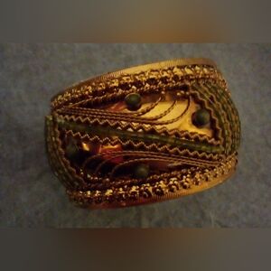 Beautiful Ornate Gold Tone Beaded Filagree Clamp Bracelet